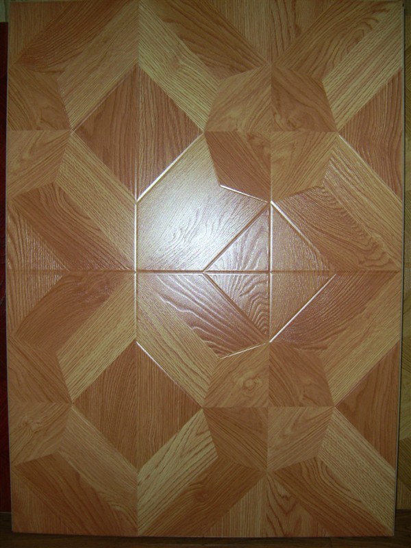 Fashionable HDF AC4 Laminate/Laminated Flooring