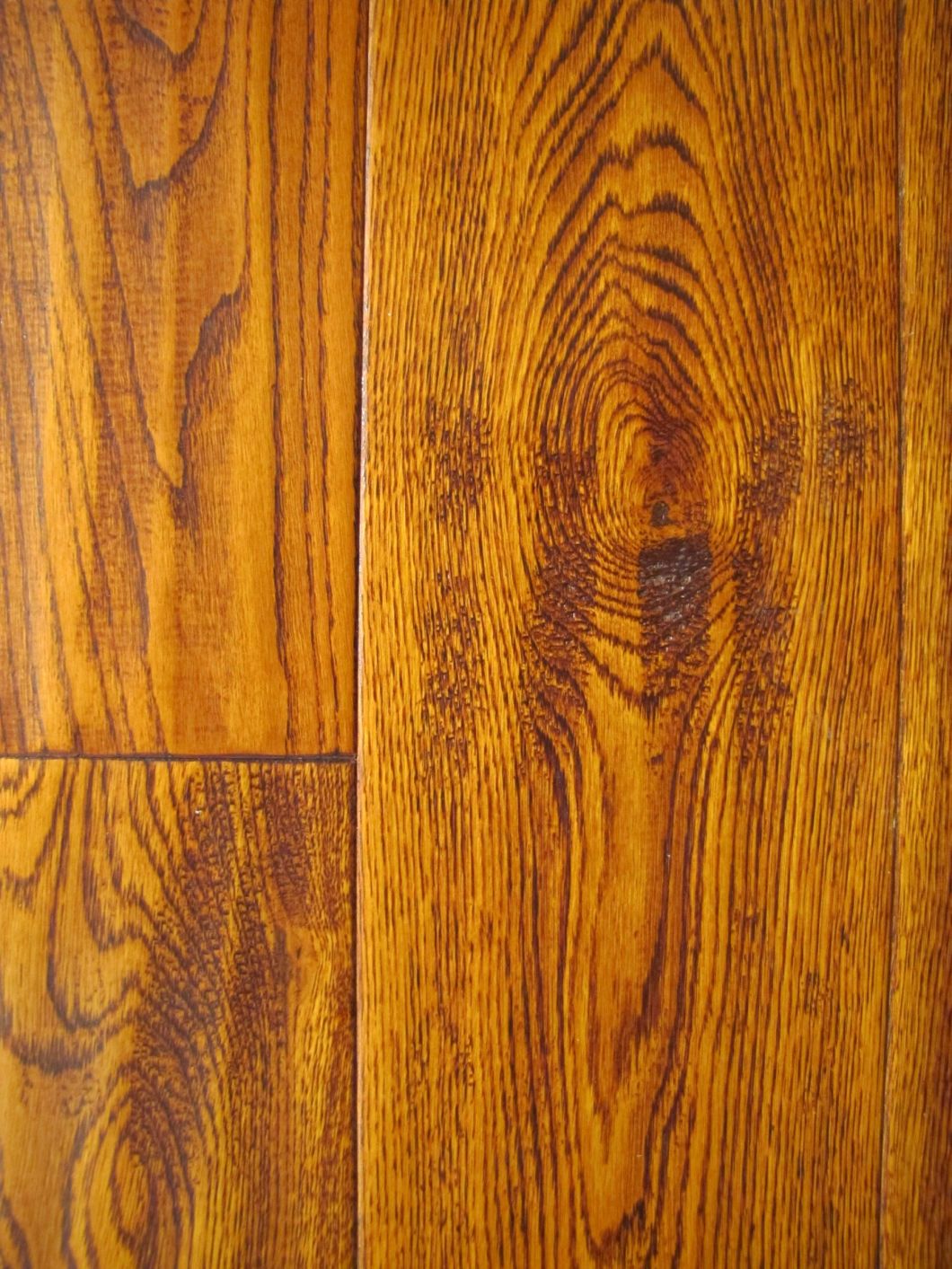 Smooth Multi Layer Engineered Prefinished Maple Flooring