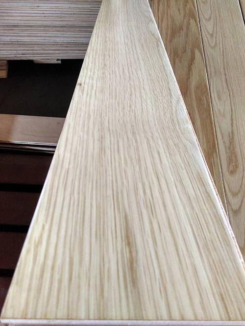 Multi-Layer Natural Color Smooth French Oak Engineered Flooring