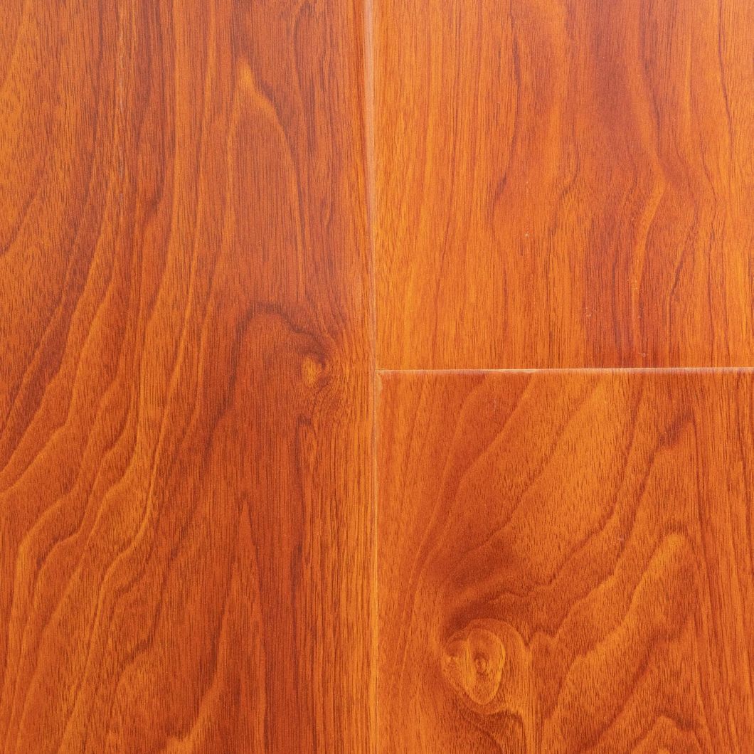 Registered Embossed Hickory HDF Laminate/Laminated Flooring
