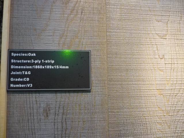 Three-Layer Red Oak & White Oak Engineered Wood Flooring