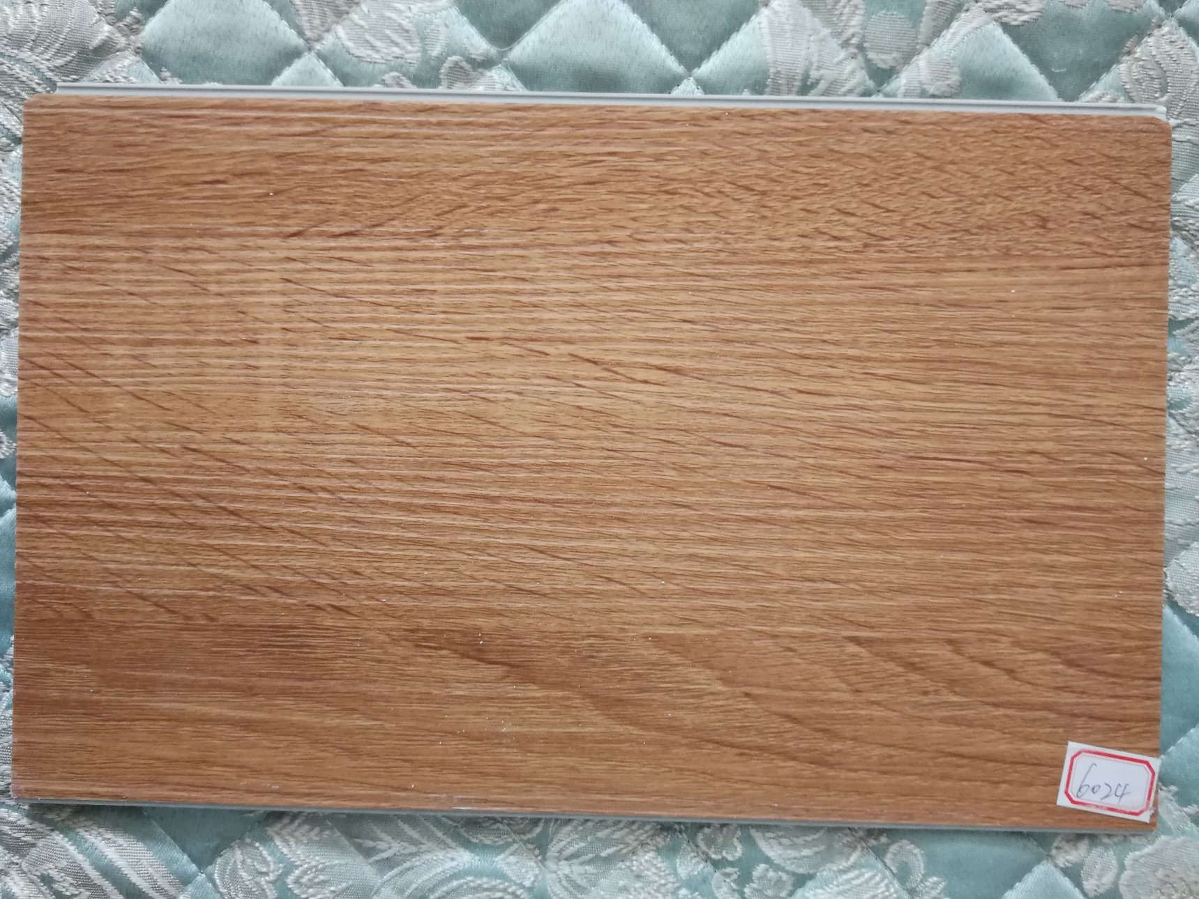 Anti-Scratch Interlocking Vinyl PVC Spc Flooring Floor