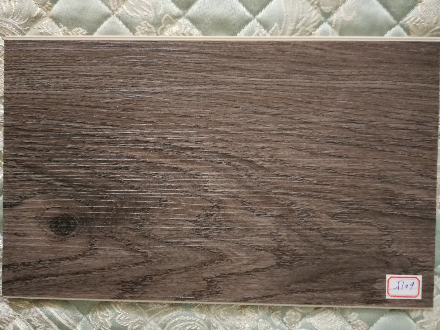Waterproof Non-Slip PVC/ Rigid Lvt/ Spc Click Lock Vinyl Flooring