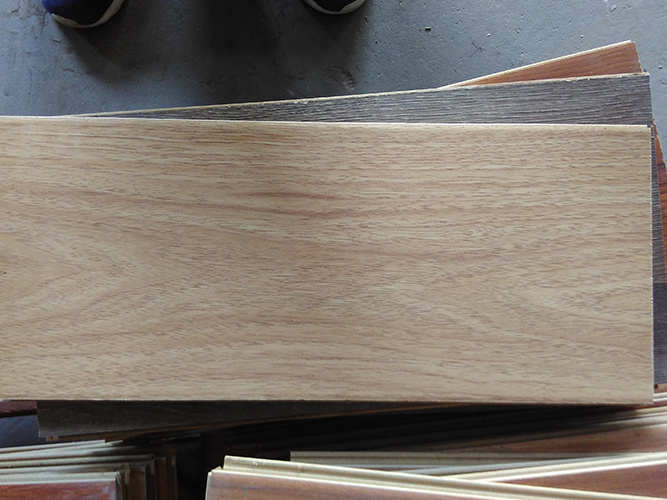 8.3mm AC3 HDF Laminate Laminated Flooring