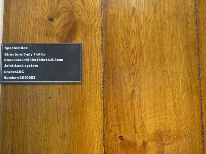 Rustic Old Style Engineered Oak Three Layer Flooring