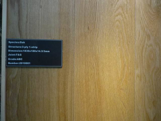 Three-Layer Red Oak & White Oak Engineered Wood Flooring