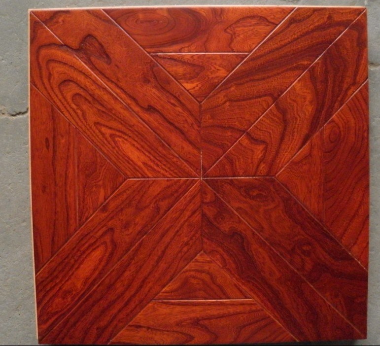 Synchronized Surface Class 31 AC3 HDF Laminate Wood Flooring