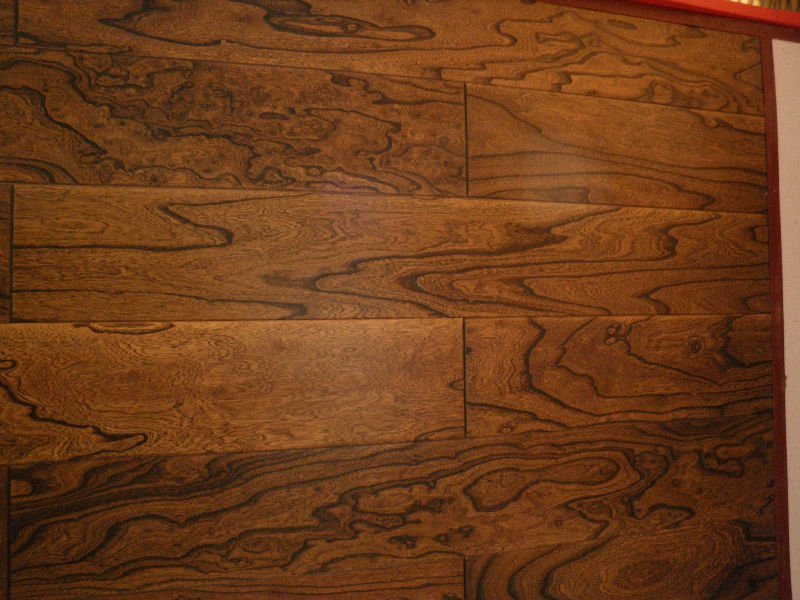 Popular Fashion HDF V-Groove Design Laminated Laminate Flooring