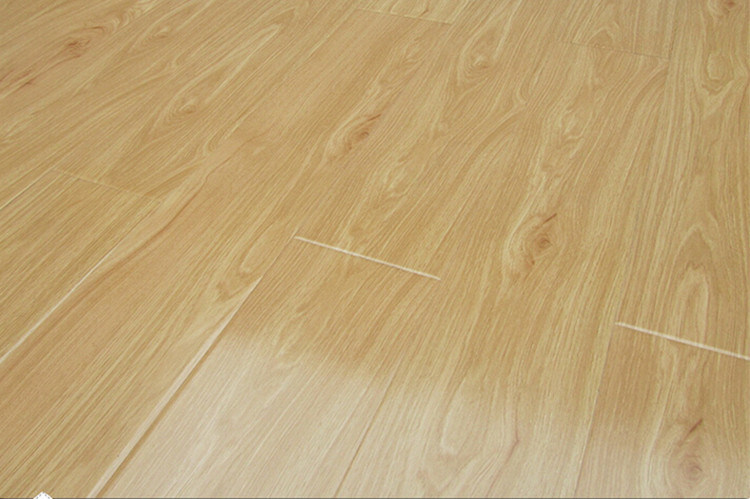 Multilayer Engineered White Oak Wood Floor