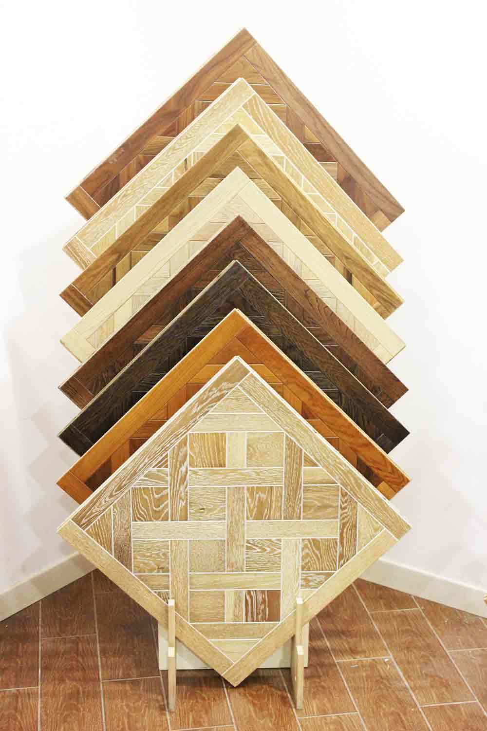 Cheap Multi-Layer Antique Engineered Solidwood Floor